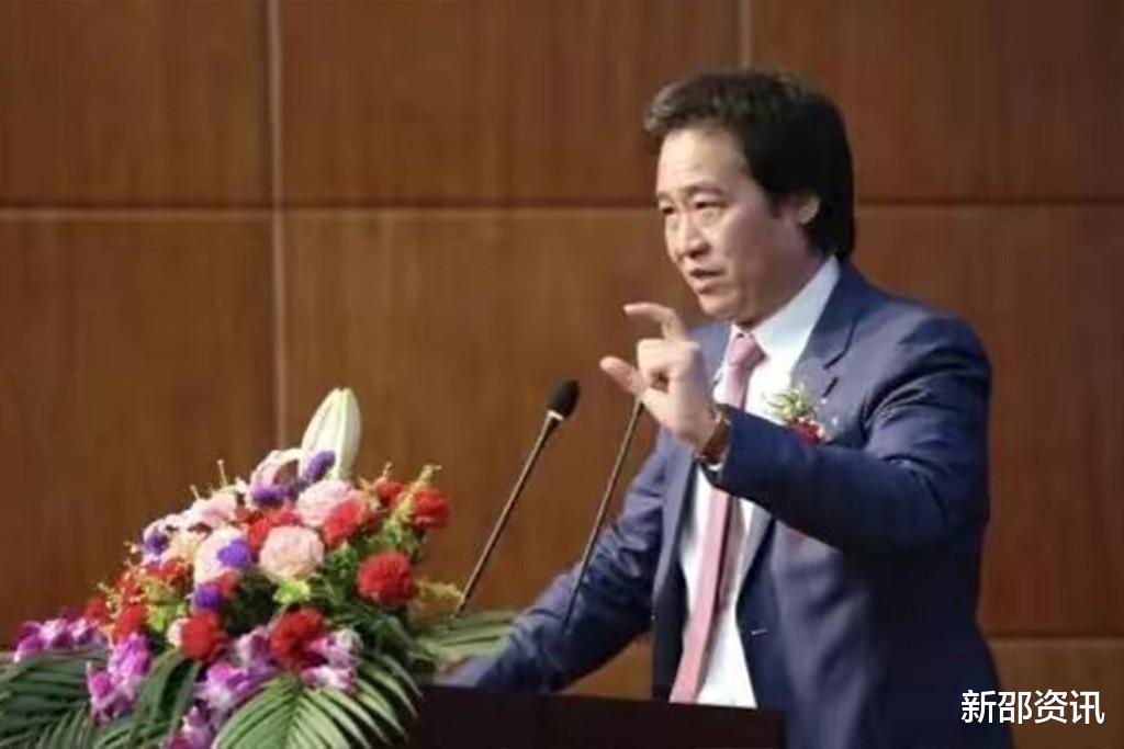 刘亦菲|“仙妈”刘晓莉:为女儿舍弃婚姻和事业,她才是刘亦菲硬气的资本