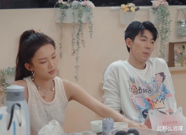 李易峰|《心动5》男二“变心”太迅速，与女四亲密互动，女一被无视