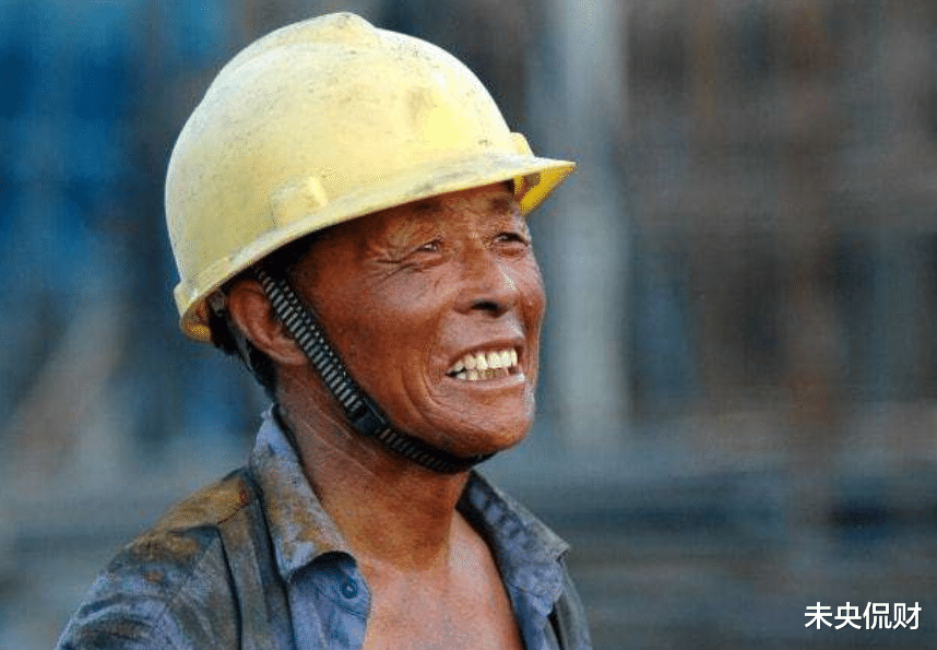 |2022年起打工年龄有限制,男60岁、女55岁找工作难,无人敢收?