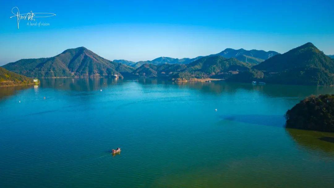 杭州|杭州的冬天温暖如春，“临安第一景”的自然风光和西湖有得一拼