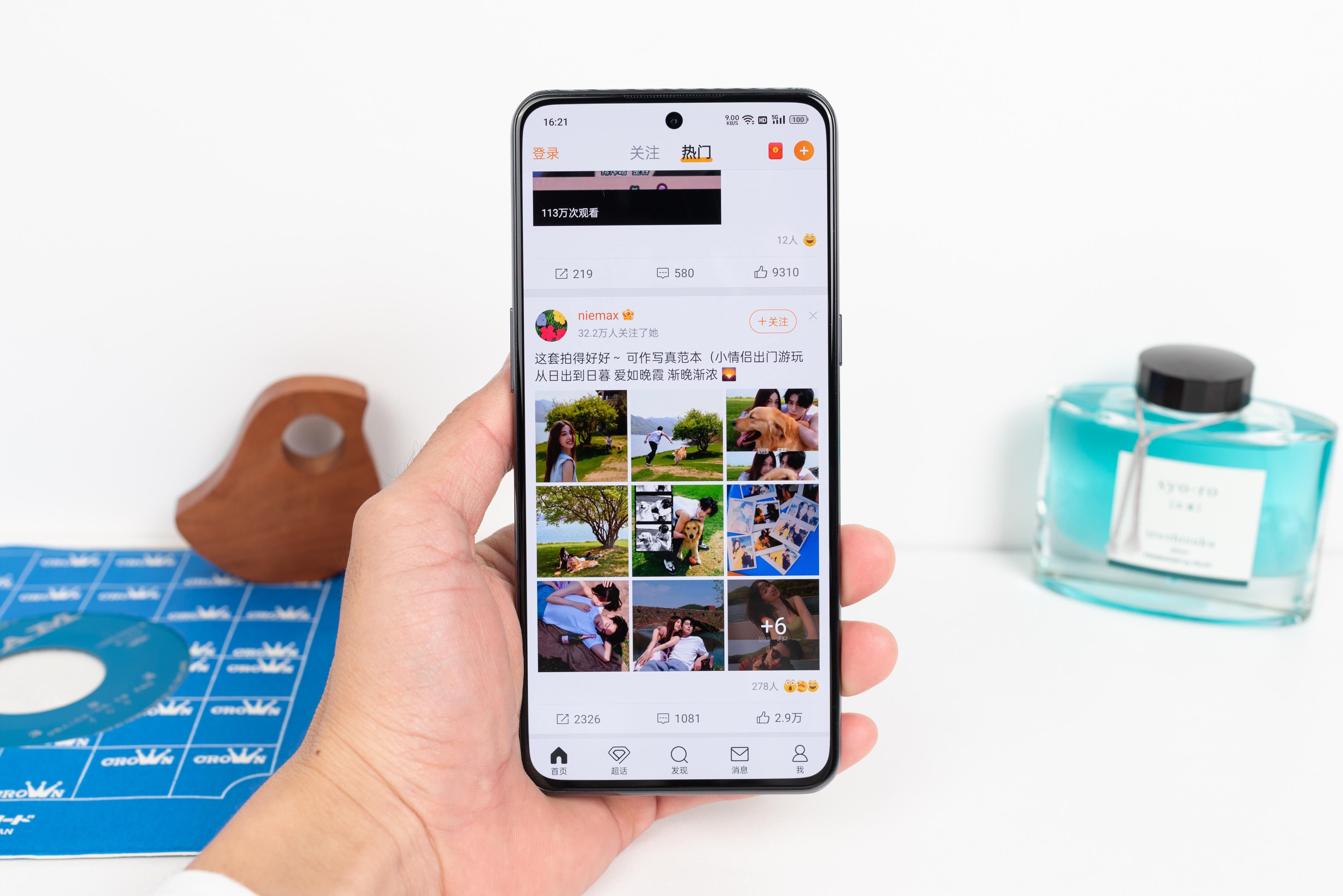 折叠屏|8月新机有多狠？最便宜的翻盖折叠屏，直屏旗舰标配12+256GB