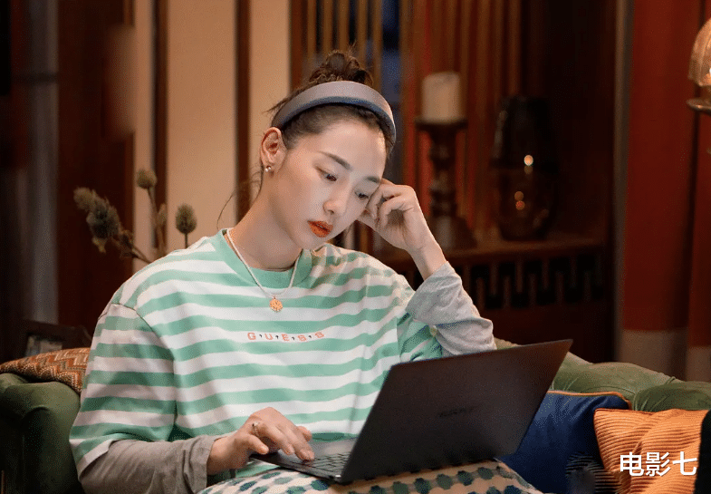 军人|播放量高达1.6亿,“不扮嫩”的白百何,打出了一副王炸剧