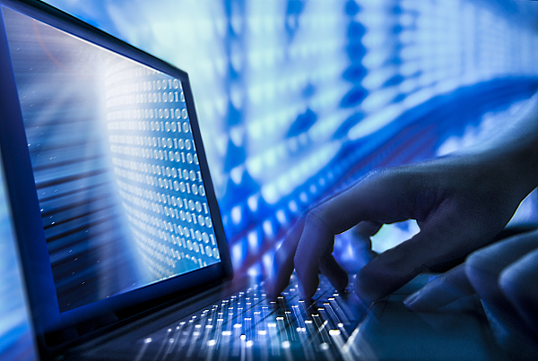 iPad|30天窃取2000亿条数据，“黑客帝国”病入膏肓