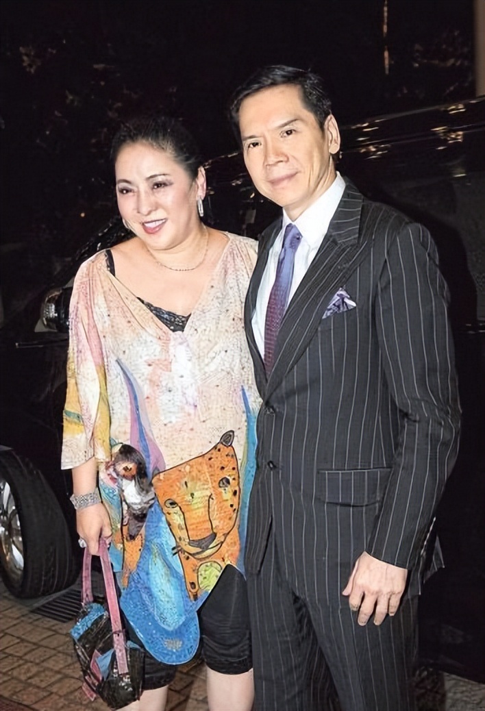 向华强|向华强给陈岚发誓：做跟任何女明星没绯闻老板！70多坚持跑半小时