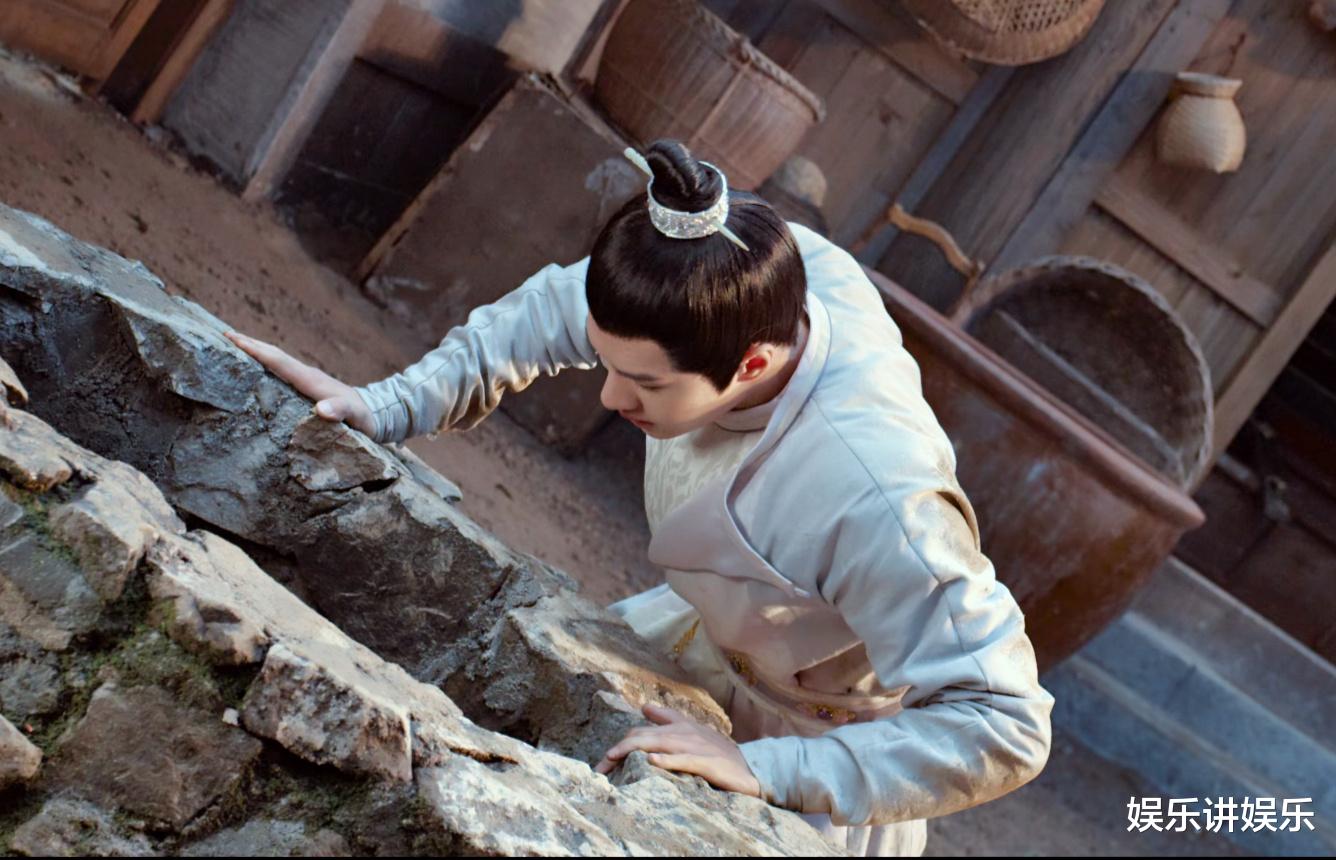 王一博|当角色的光照进现实，王一博便如同那剧中人物一般，令人感动！