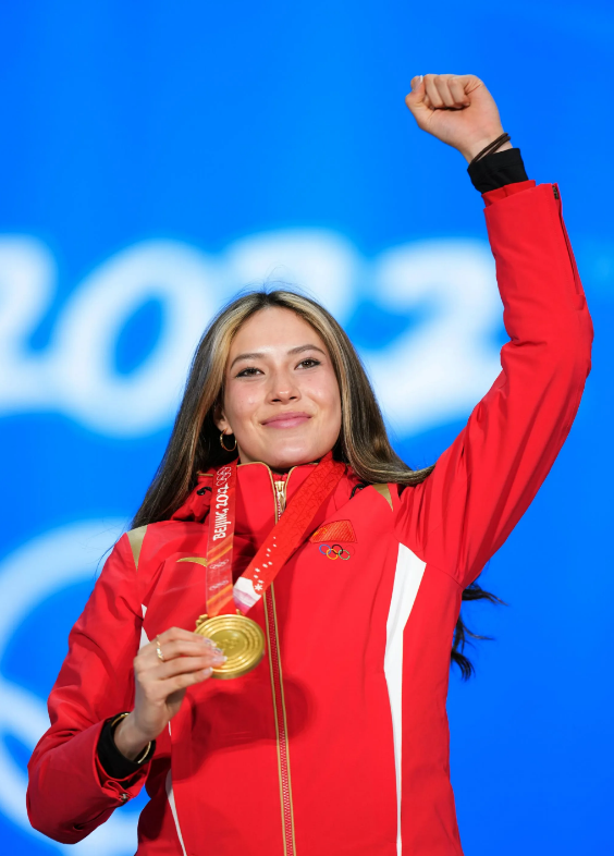 谷爱凌|谷爱凌发文:感谢中国!字字饱含深情,谷爱凌的感谢里都有什么?