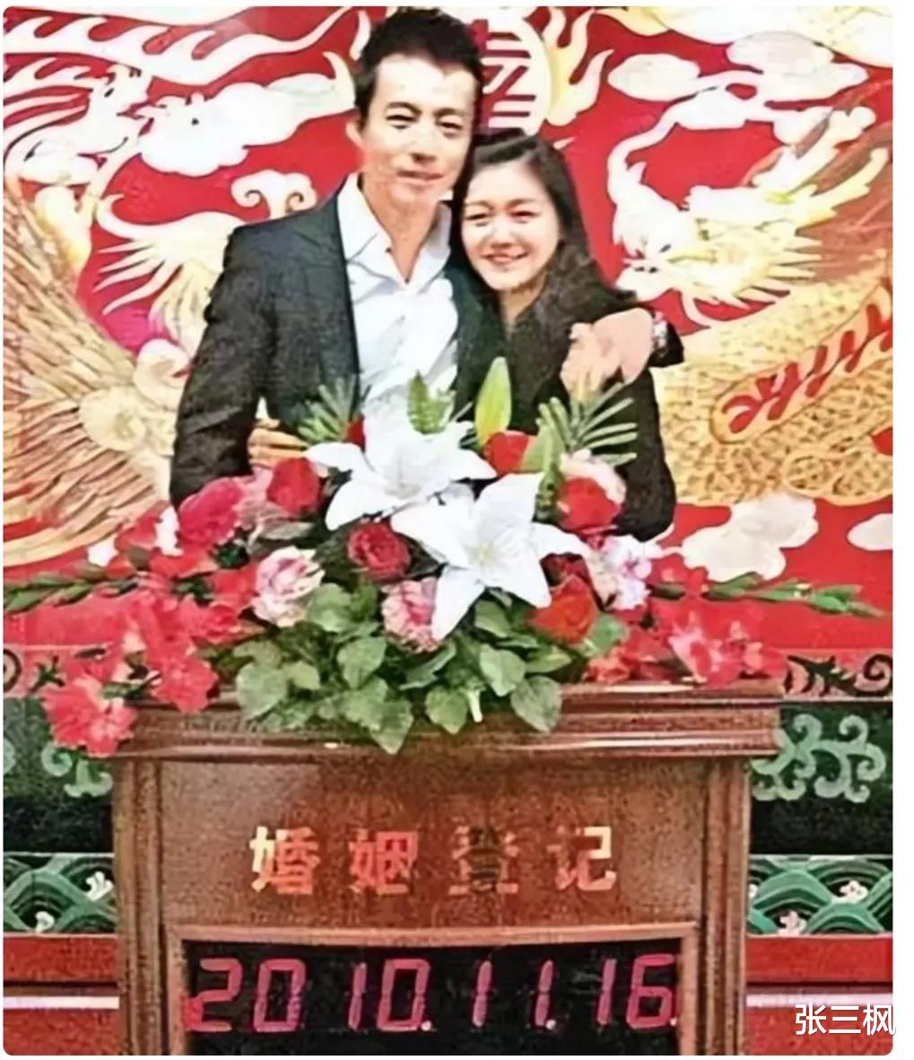 大S|大S告诉汪小菲具俊晔很节俭，转身刷前夫的卡1天买2个百万爱马仕