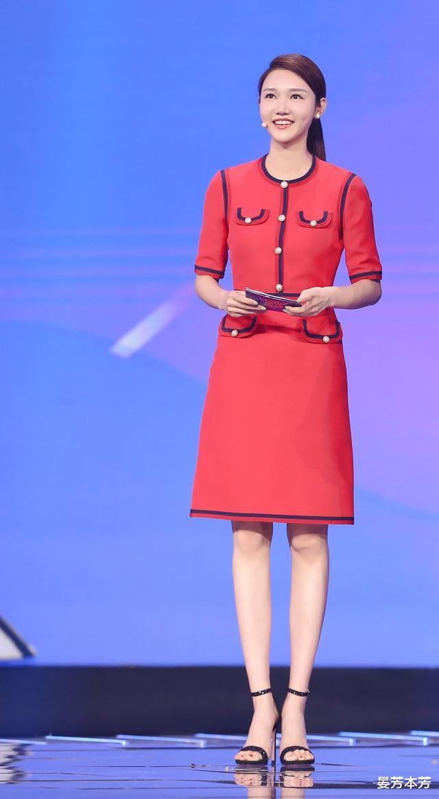 龙洋|“小董卿”龙洋：春晚最年轻主持人，集美貌与才华于一身的湘妹子