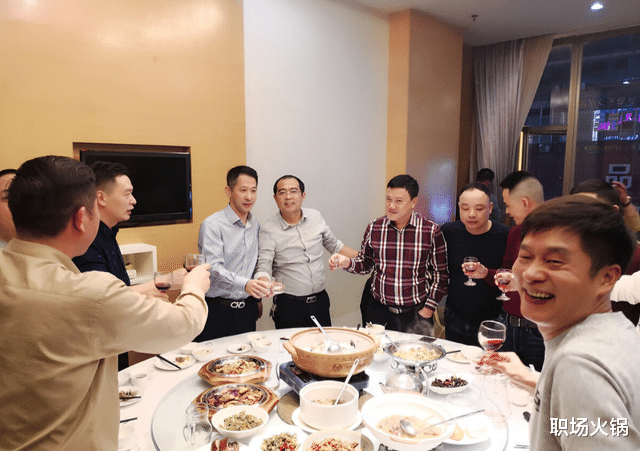 潜规则|老领导喝高了说出实话:不懂饭局3个潜规则,没有利益也不被重用