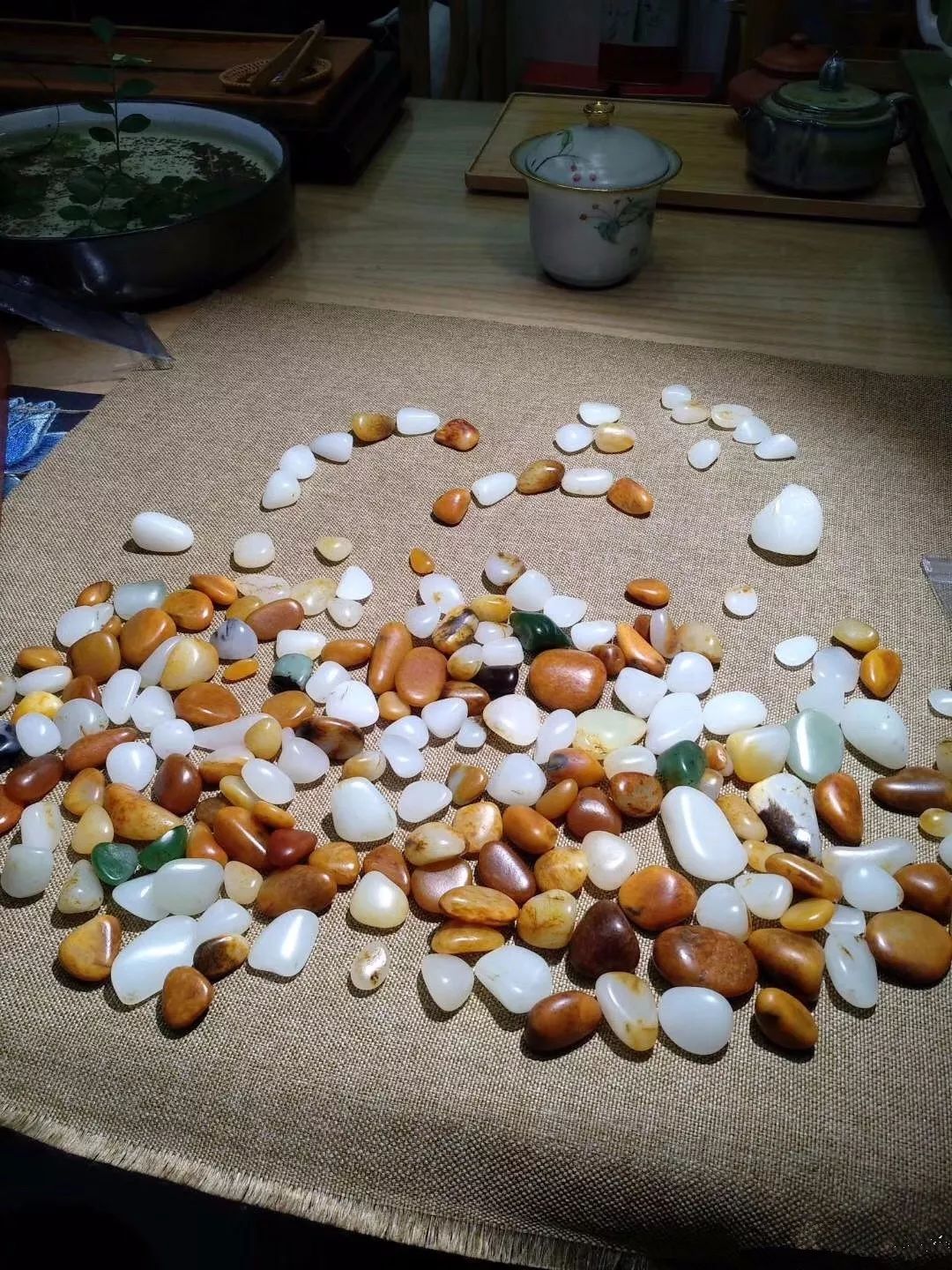 和田玉籽料|玩“残玉”，你胆子真大！