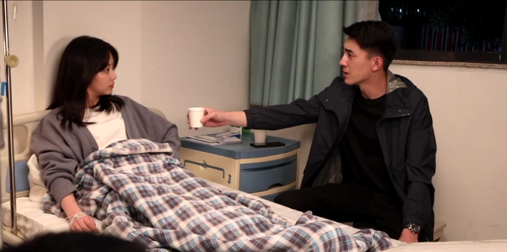 谭松韵|32集《请叫我总监》被传将播,4位实力派压轴,谭松韵抽到王炸