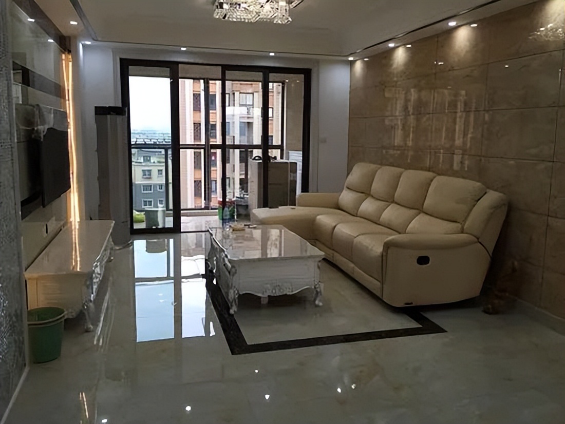晒晒我第二次装修新家,来之不易,客厅地砖高端大气上档次!