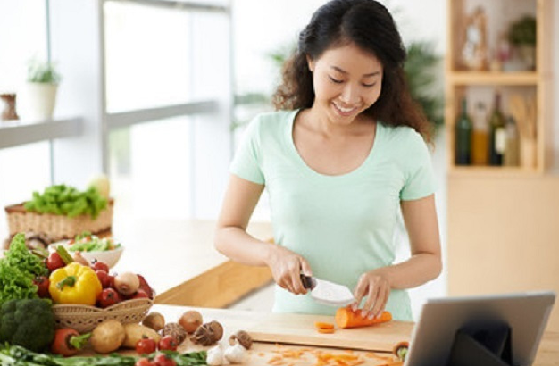 苦瓜|吃一口胜似8斤苦瓜,47岁大姐结节从2.2降到0.1,医生:方法值得借鉴