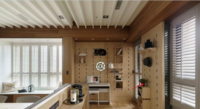 一直低估了洞洞板的能力,移动+收纳,安装在窗户墙上有窗帘效果