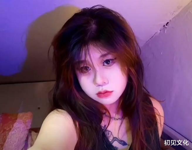 |为爱冲锋陈勇士新进展,学校亲自出面,聊天截图揭开背后真相