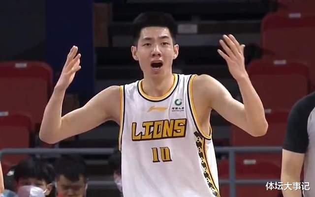 广厦|又是2-0！广厦赢上海，孙铭徽24＋9，王博有奇兵，小将坑苦李春江
