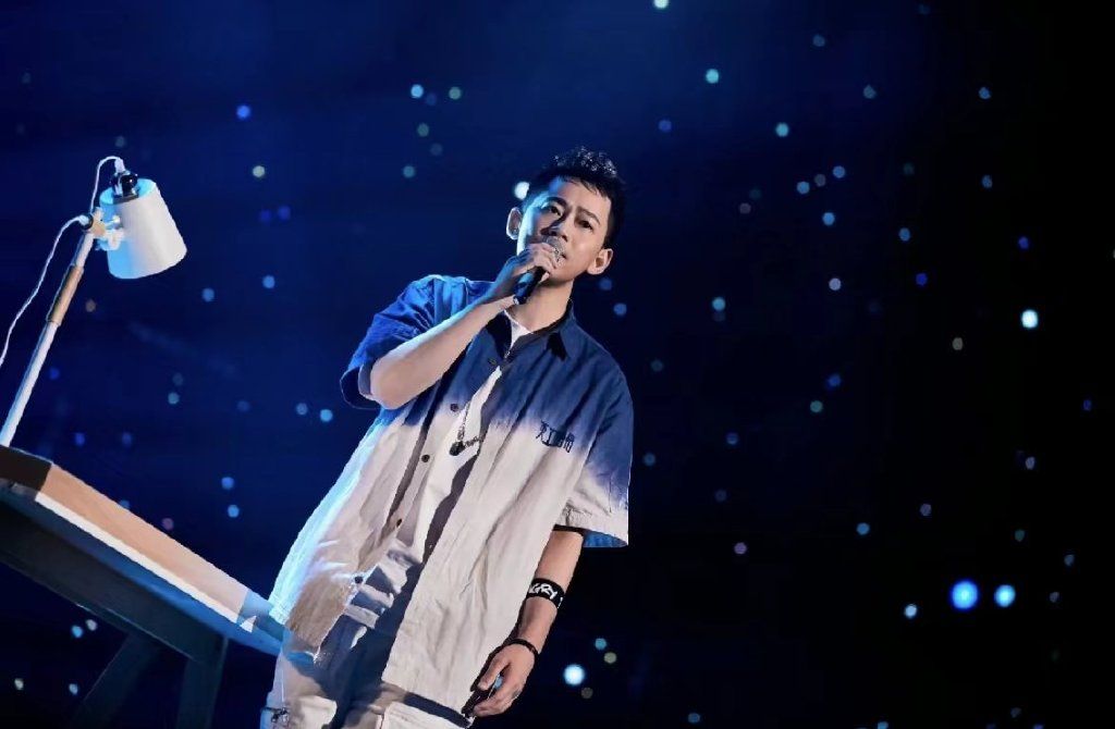 分道扬镳|苏醒说找工作太难了,靠穿搭来跟小鲜肉抗衡,生活真是不易