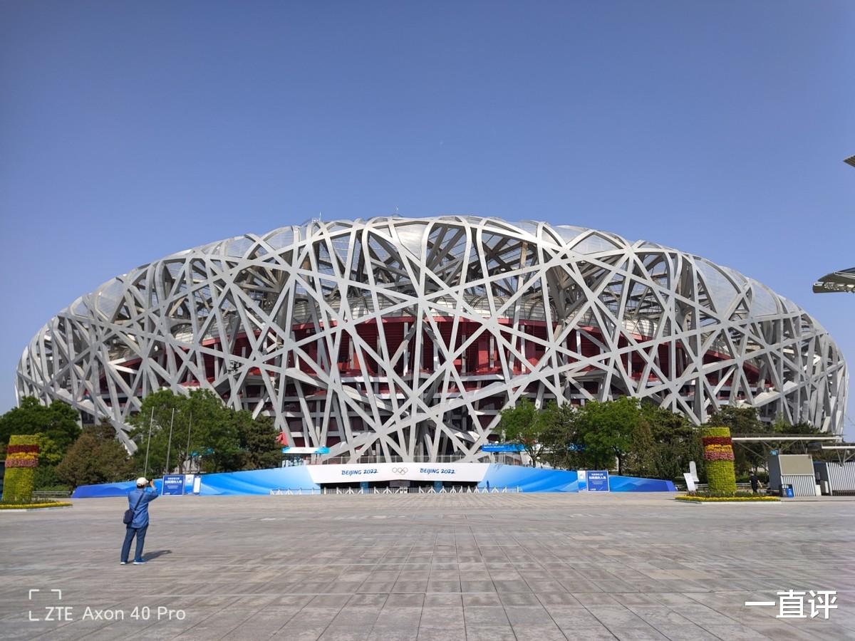 中兴|中兴Axon 40 Pro 首发评测：高刷曲面屏，性能均衡，拍摄给力