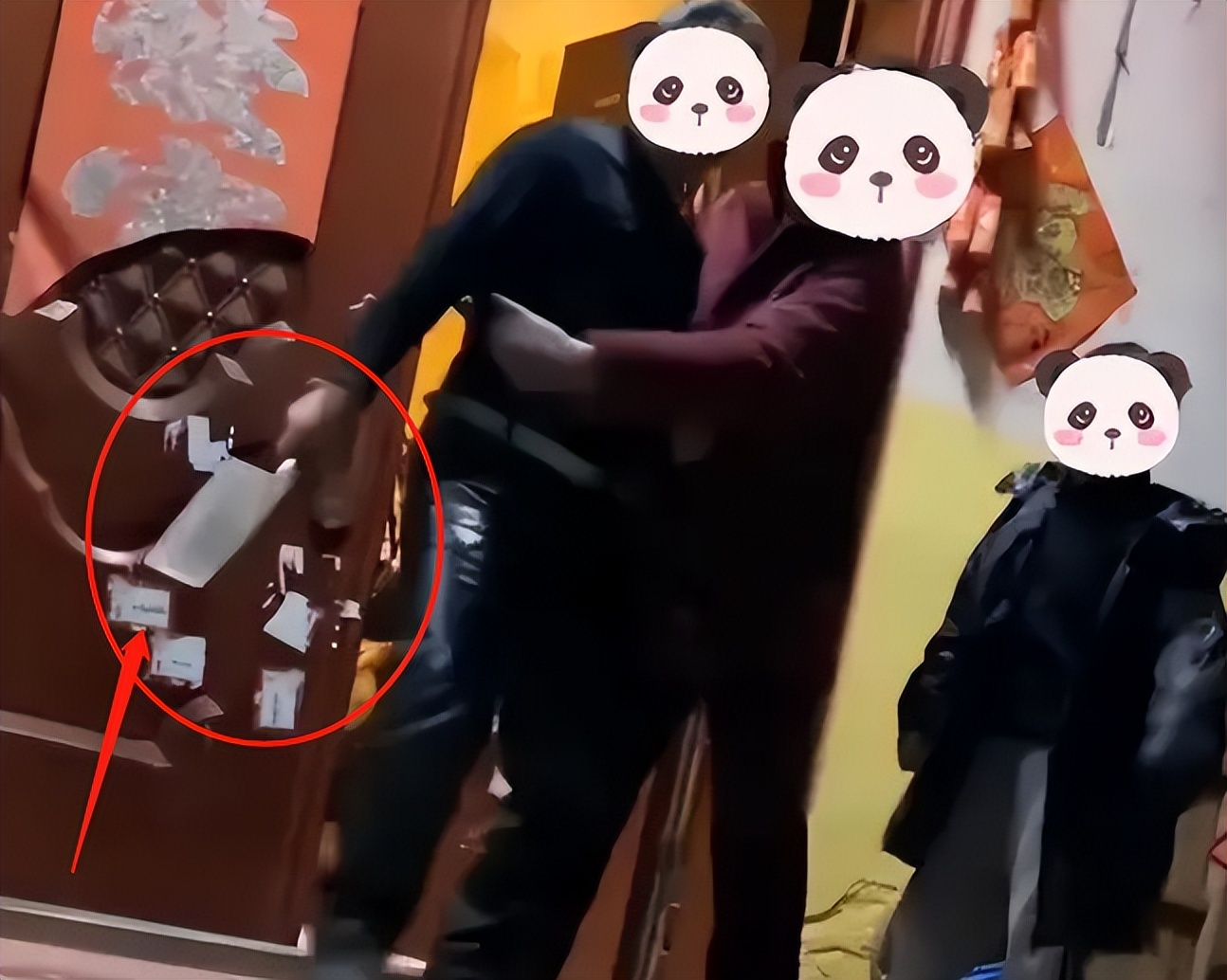 险酿惨祸!安徽妈妈辅导孩子作业发生争吵,爷爷给孙子递刀砍妈妈
