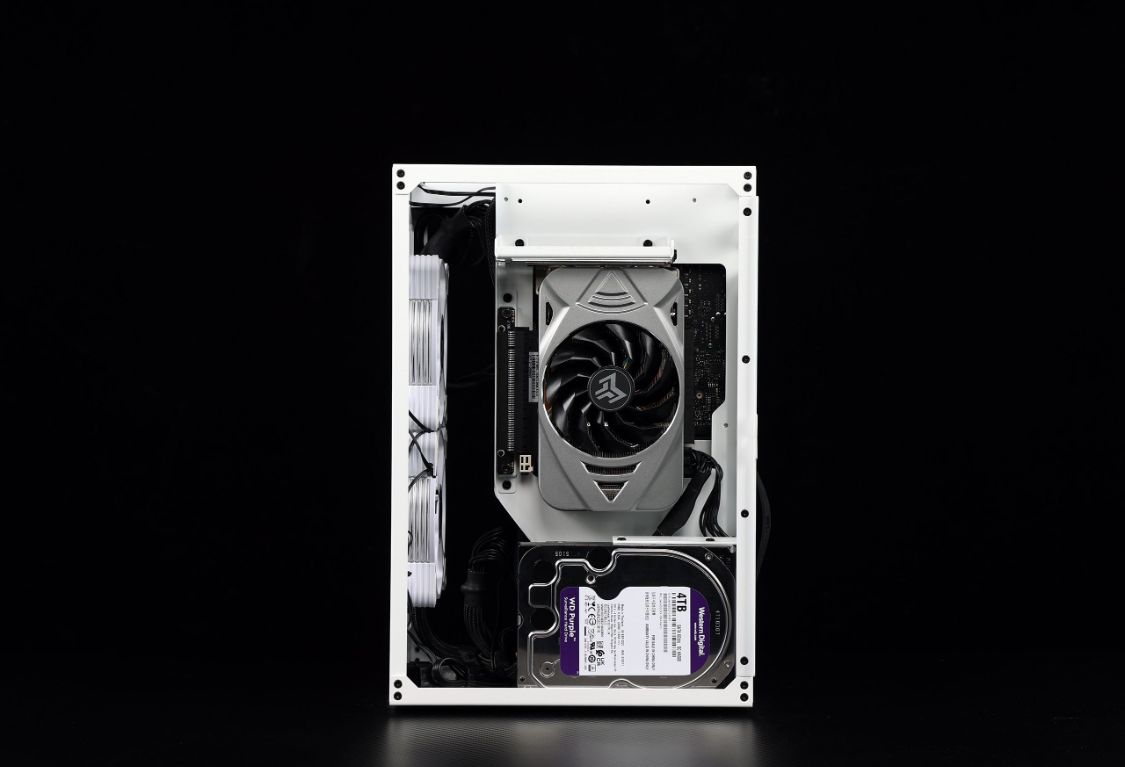 特能装的ITX小机箱，乔思伯VR3搭配影驰RTX3050mini显卡装机分享
