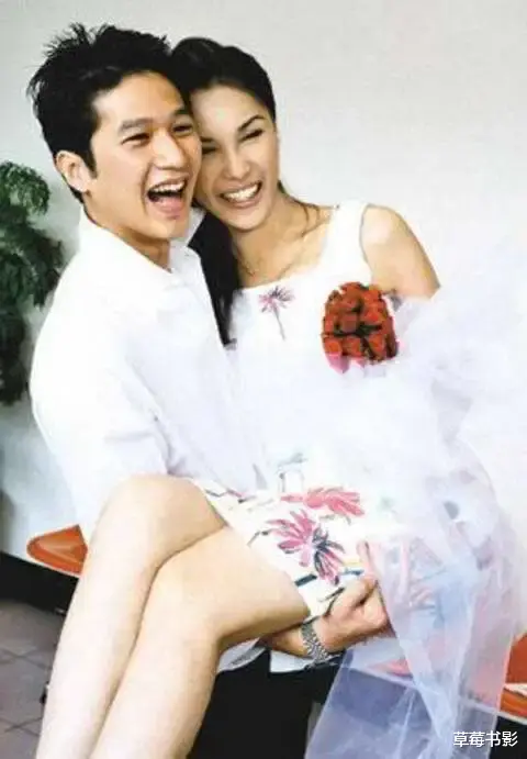 杨紫|离着离着又和好了？这一对这么峰回路转的吗？！