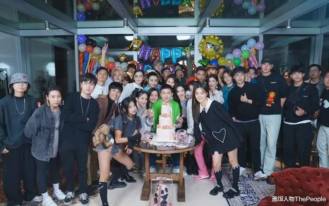 张大大|被全网骂、自嘲遭70亿网友抵制的张大大，为何独得女明星欢心？