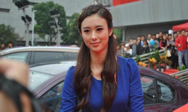 翟凌|兽兽:被前任一渣再渣,私密照两次被外泄,嫁富二代老公孩子6岁