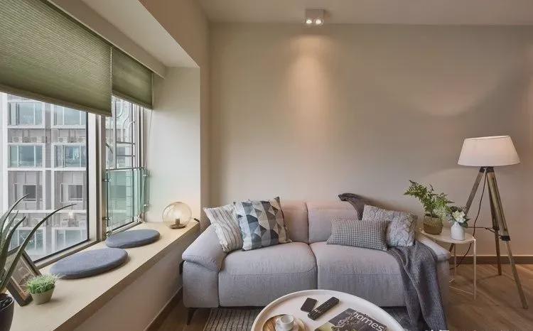 终于知道为什么现代风这么火，四口之家挤72㎡，却藏不住的舒适感