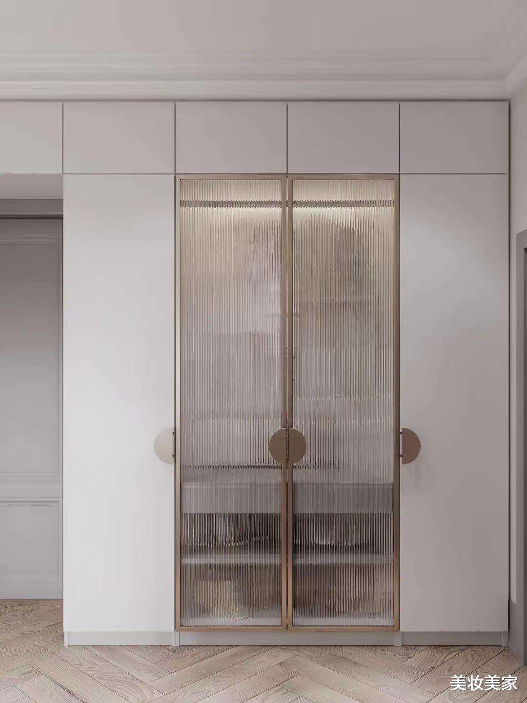 怎么选定制衣柜?看完这篇你就懂了!