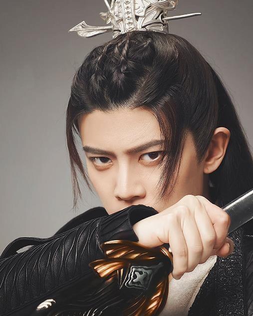 邦女郎|任嘉伦迪丽热巴《恰似故人归》定档0404!完美延续与君的高能甜虐