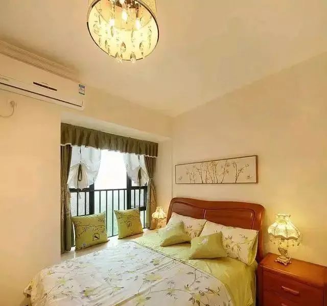 同事156平新房,一进门玄关惊艳了,主卧超大飘窗让人羡慕极了!