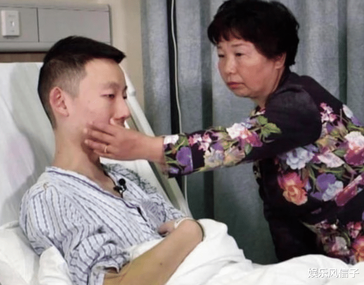 杜新枝陪熊磊直播带货,遭网友恶意退货,一木:退了7万