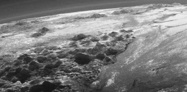 冥王星遍地“钻石”,为何不去开采?科学家:这些钻石可不能动