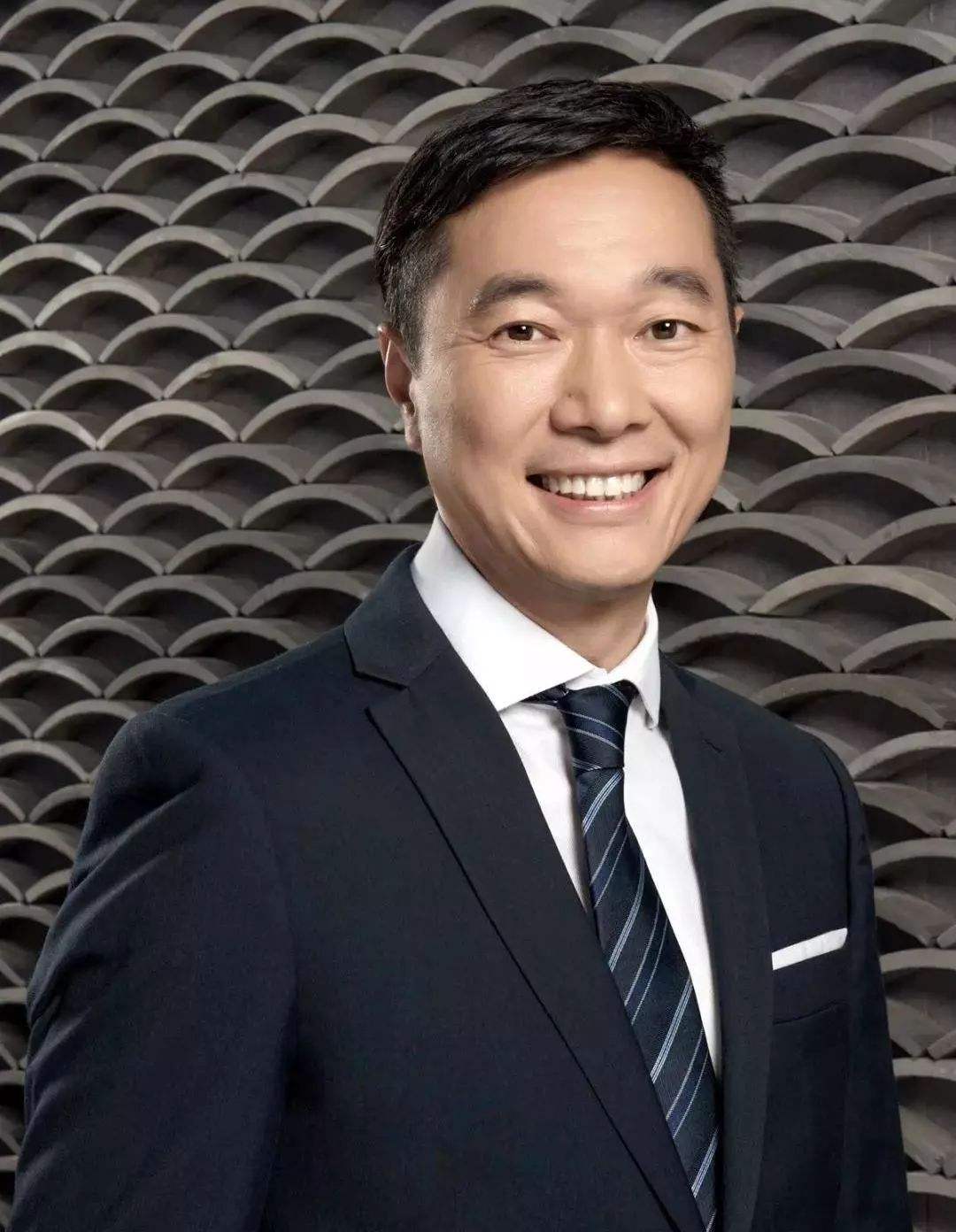 微软|微软首席战略官邹作基入职UiPath