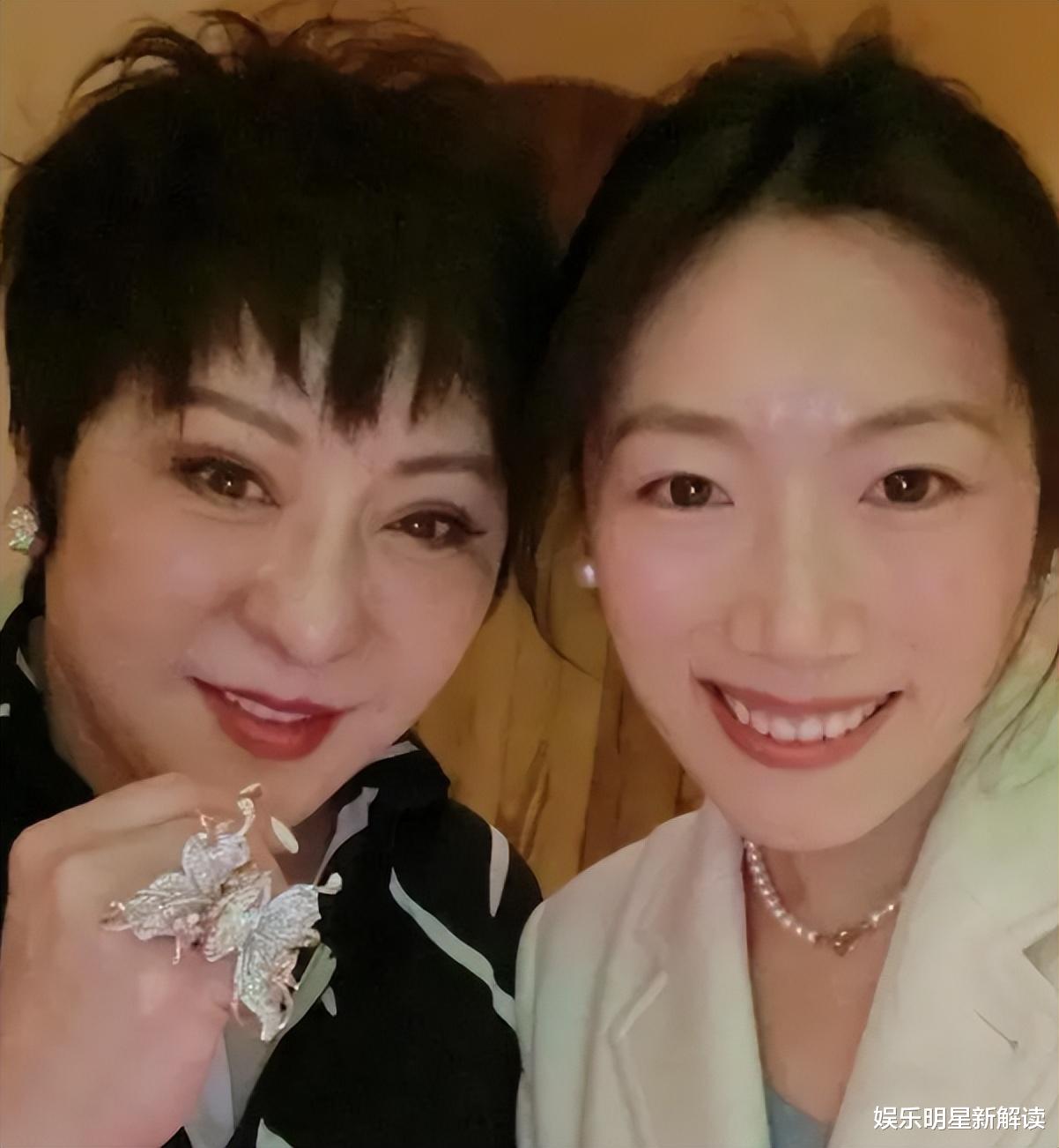 郭碧婷|缺席儿子百岁宴后！向佐被偶遇春光满面，与郭碧婷疑已分居