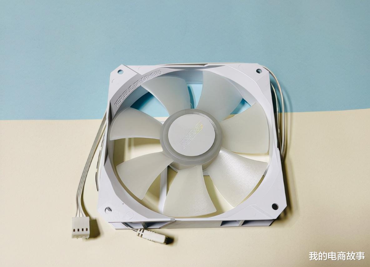 散熱器|華碩ROG Strix 吹雪 360一體式CPU水冷散熱器初體驗