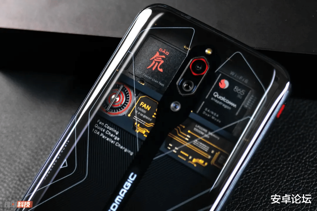 小米科技|一款全透明的手机有多吸引?Nothing把它做出来了