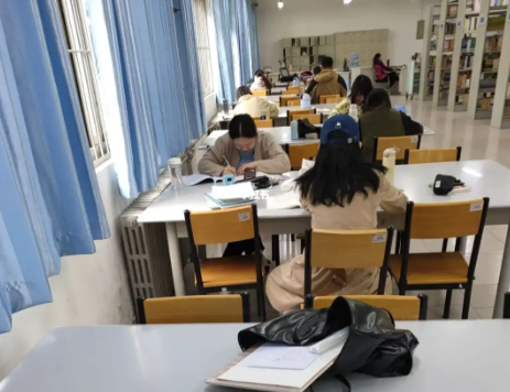 见多识广|见多识广的家长，会让孩子避开这三类工作，发展空间小工资也不高