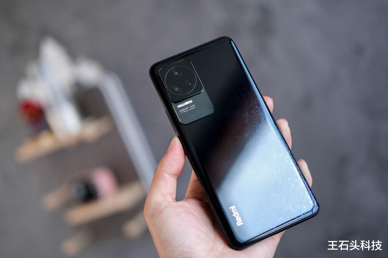 小米科技|国产手机“新爆款”，首销5分钟销量破33万，综合实力摆在面前！