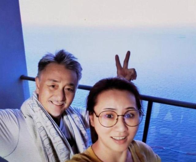 吴岱融|吴岱融为儿子在新加坡买房，137平方米花了400万，坦言已享受优惠