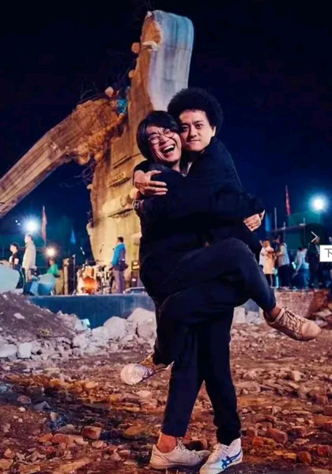 赵英俊|被大鹏给赵英俊的留言整破防了,真感情不是装出来的!