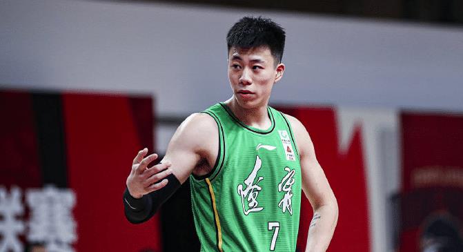 范志毅|?水晶宮豪門范志毅，嬌妻、女兒都是名媛，還有金龜婿，完勝周琦郭艾倫