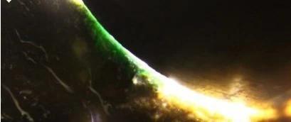 翡翠|13种翡翠原石灯下现原形