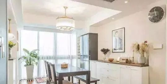 108平新房,头一次见阳台隔断这么装,卧室收纳更是一绝!