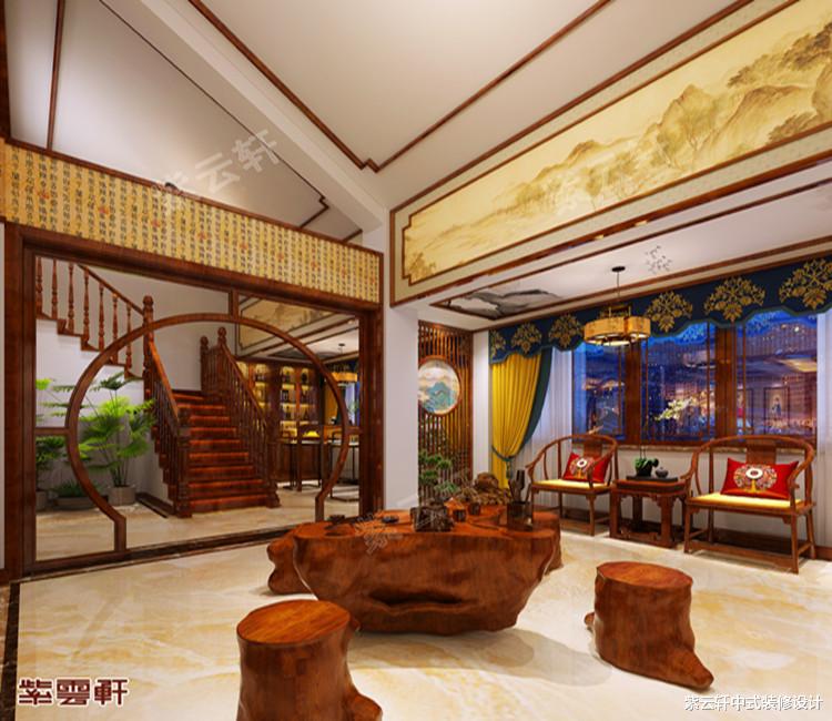 远离都市的喧嚣与遭杂，别墅中式装修温润优美，令人依恋