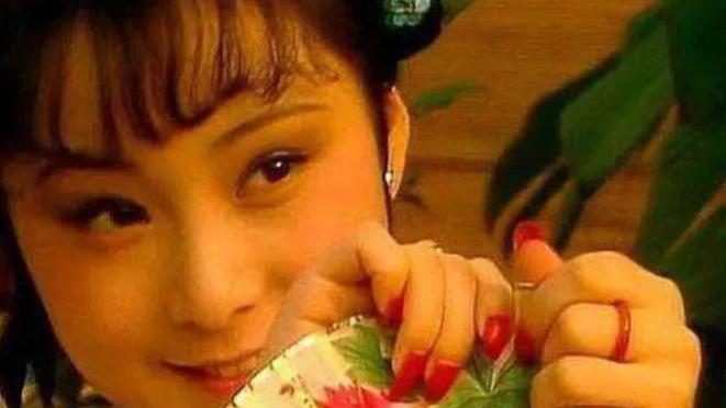 安雯|“晴雯”9年为狱中丈夫还债千万, 即将团聚却等来一句: 他命不久矣