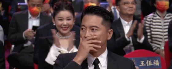 于和伟|飞天奖让网友满意，视帝视后实至名归，孙俪落泪，于和伟上热搜