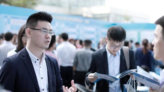 招聘|“中国中铁”公开招聘,入职有望获得安家费,学历越高越占优势