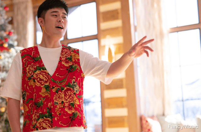 假日暖洋洋2|《假日暖洋洋2》热播，演员阵容不简单，有老戏骨还有音乐世家