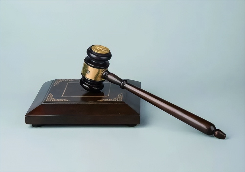 案例纪实:江苏一起因女教师不穿胸罩引发的凶杀案